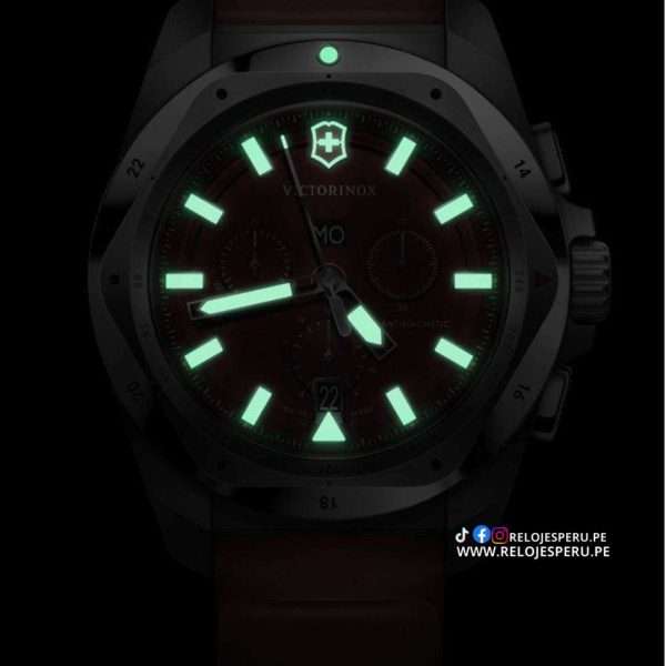 VICTORINOX INOX CHRONO 241983 - Imagen 4
