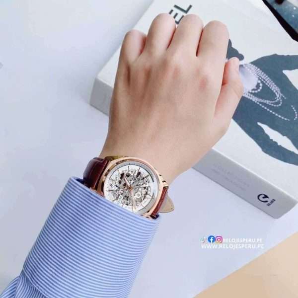 BULOVA SURVEYOR SKELETON AUTOMATICO 97A175 - Imagen 2