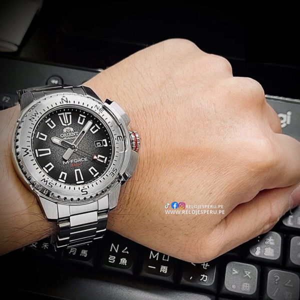 Orient M-FORCE AUTOMATICO RA-AC0N01B10B - Imagen 3