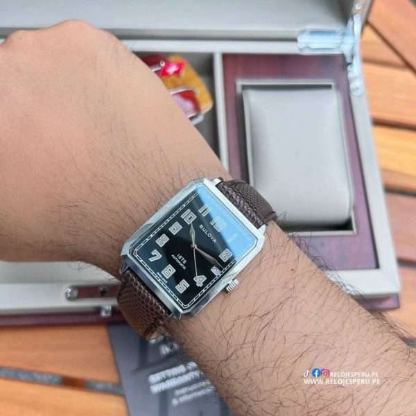 BULOVA BRETON AUTOMATICO 96B332 – JOSEPH BULOVA FABRICADO EN SUIZA (350 PIEZAS FABRICADAS) - Imagen 2