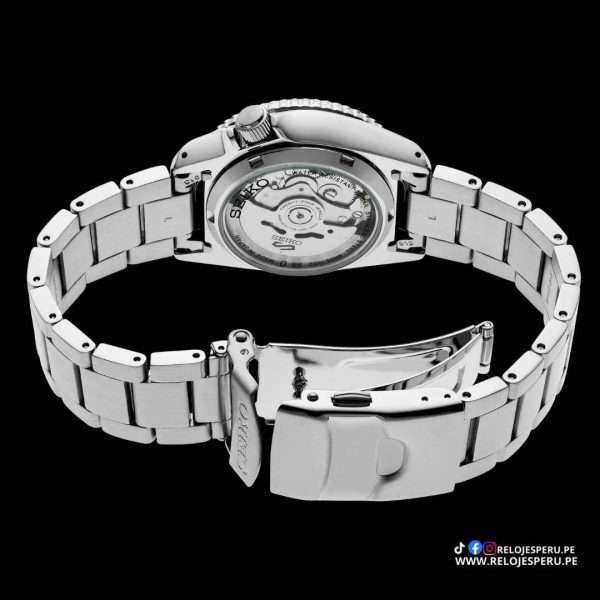 Seiko 5 Sports SKX New Colour Collection ‘Street Denim’ - SRPL77K1 - Imagen 3